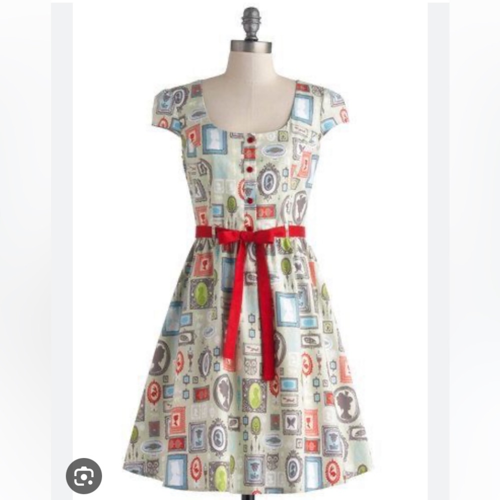 Retrolicious Dress Size Medium